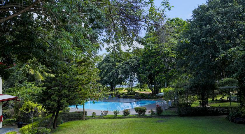 Miridiya Lake Resort Anuradhapura Bagian luar foto