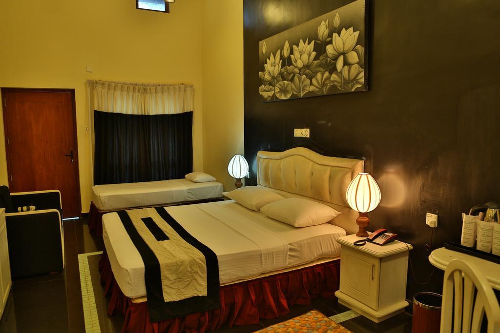 Miridiya Lake Resort Anuradhapura Bagian luar foto